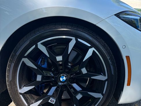Used 2025 BMW M440i Convertible RWD image 15