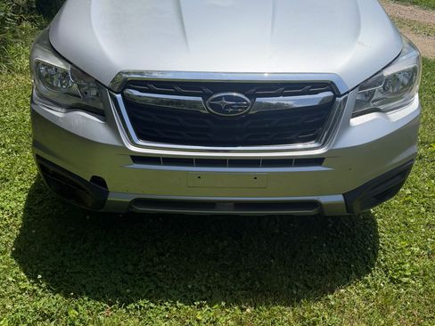 Used 2017 Subaru Forester 2.5i w/ Alloy Wheel Package AWD/4WD image 2