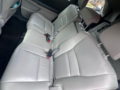 Used 2018 Honda Pilot EX-L image 10