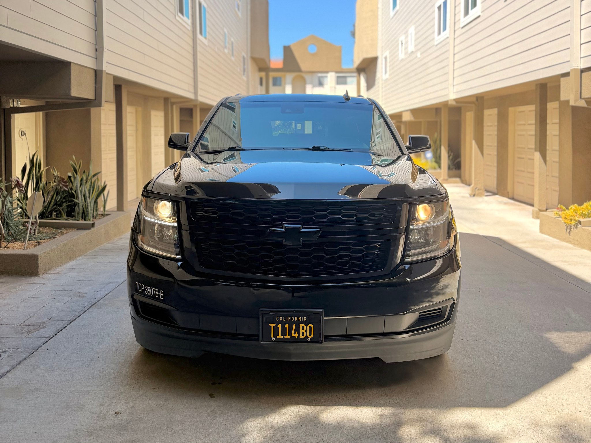 Used 2019 Chevrolet Suburban LT RWD image 5