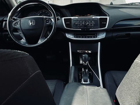 Used 2013 Honda Accord Sport image 13