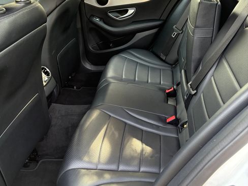 Used 2018 Mercedes-Benz C 300 Sedan image 11