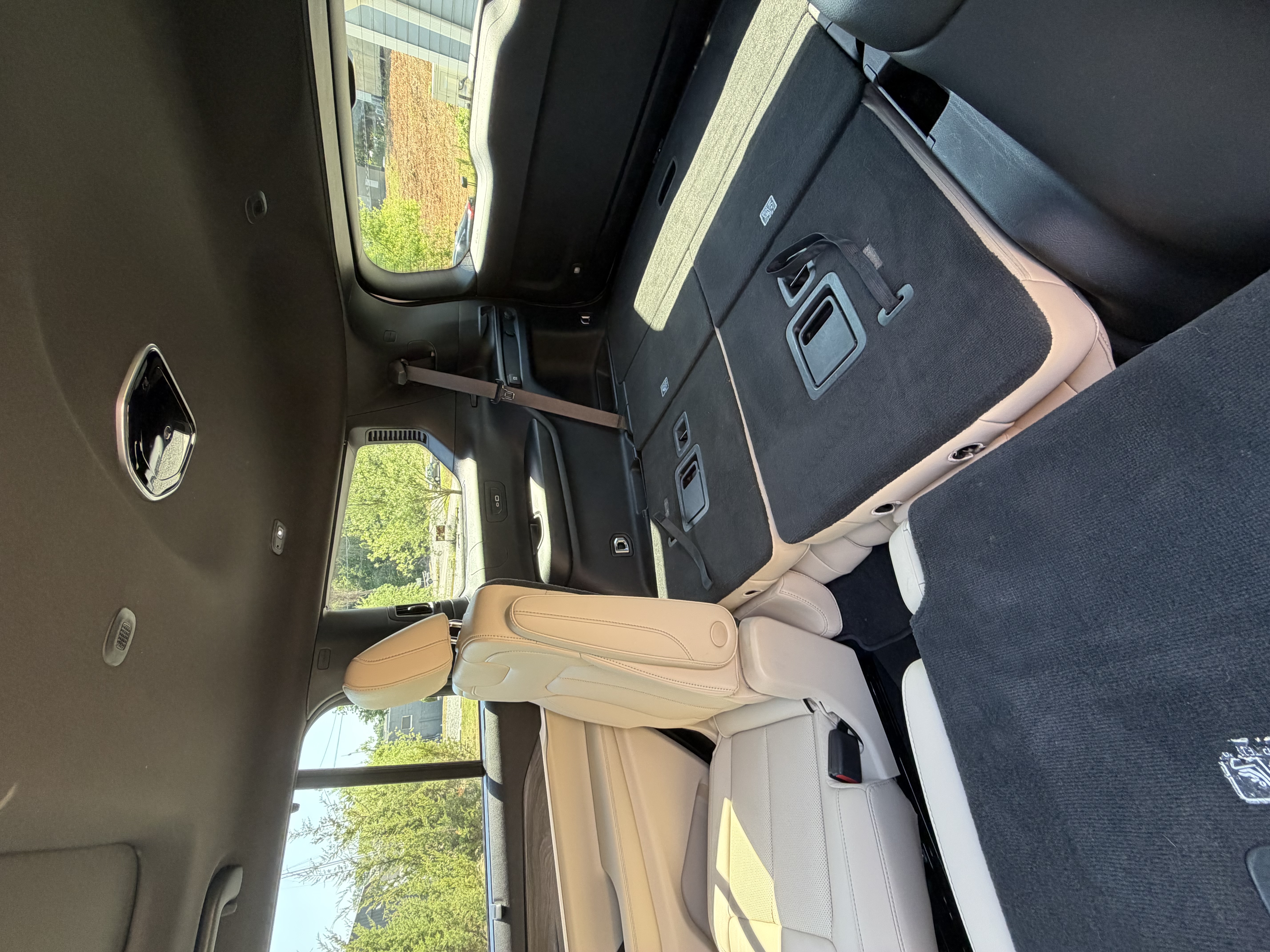 Used 2025 Jeep Grand Cherokee L Limited w/ Luxury Tech Group II AWD/4WD image 16