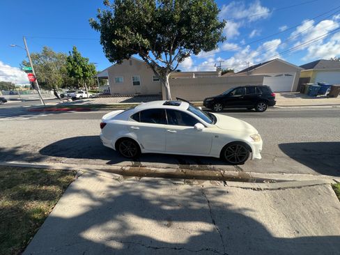 Used 2011 Lexus IS 250 w/ F-Sport Pkg w/Summer Tires RWD image 9