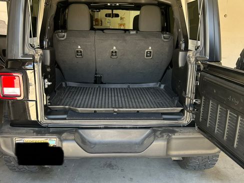 Used 2020 Jeep Wrangler Unlimited Sport AWD/4WD image 10
