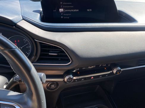 Used 2020 MAZDA CX-30 FWD w/ Preferred Package image 9