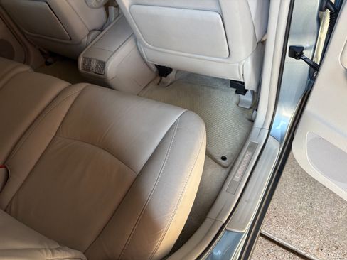 Used 2006 Lexus RX 330 FWD image 19