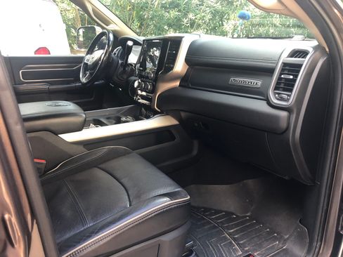 Used 2020 RAM 2500 Laramie AWD/4WD image 13