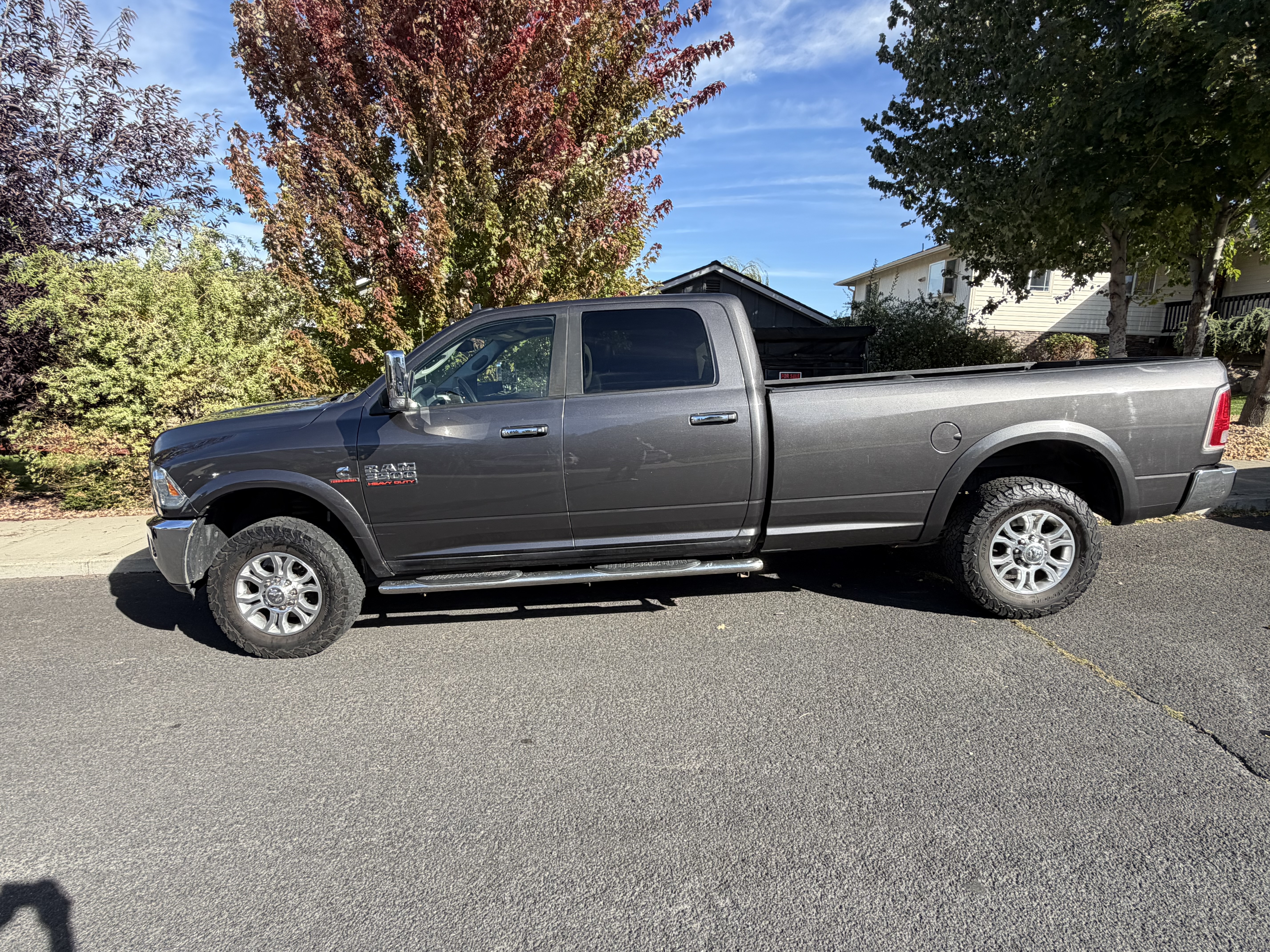 Used 2015 RAM 3500 Laramie AWD/4WD image 4