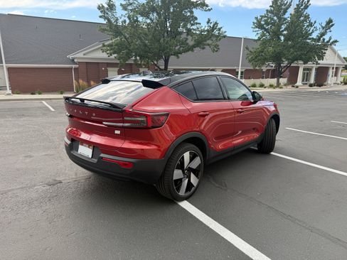 Used 2022 Volvo C40 P8 Recharge Ultimate AWD/4WD image 5