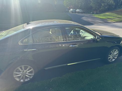 Used 2010 Lexus ES 350 FWD image 7