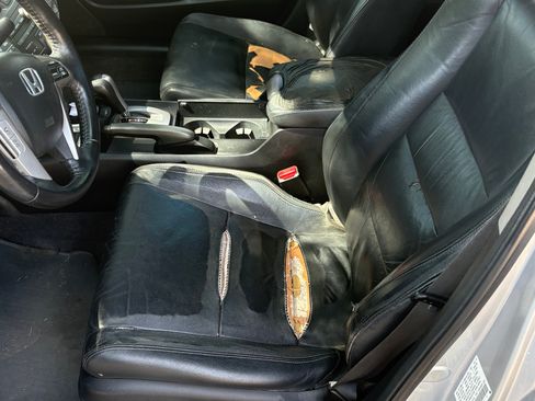 Used 2010 Honda Accord EX-L image 6