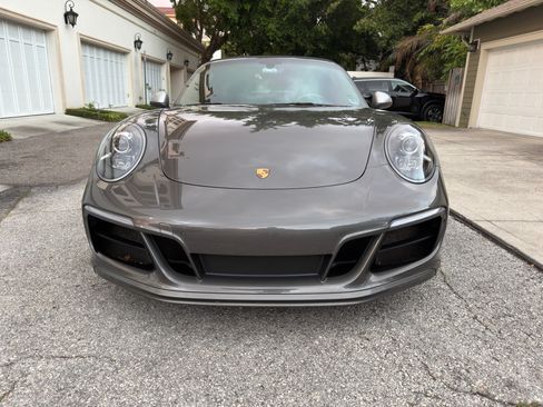 Used 2019 Porsche 911 Targa 4 GTS image 6