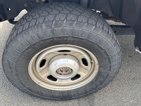 Used 2012 Ford F250 XL w/ PWR Equipment Group image 26