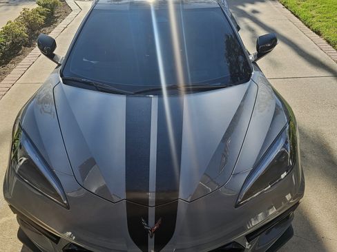 Used 2025 Chevrolet Corvette Stingray Preferred Cpe w/ Z51 Performance Package RWD image 1