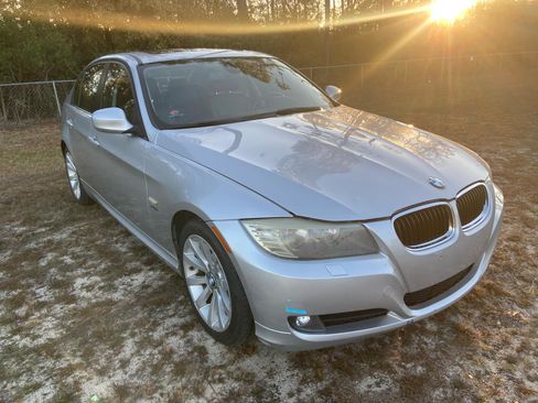 Used 2011 BMW 328i xDrive Sedan image 1