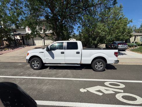 Used 2014 Ford F150 XLT w/ Equipment Group 302A Luxury AWD/4WD image 8