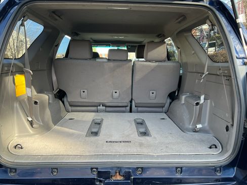 Used 2007 Toyota 4Runner SR5 AWD/4WD image 10