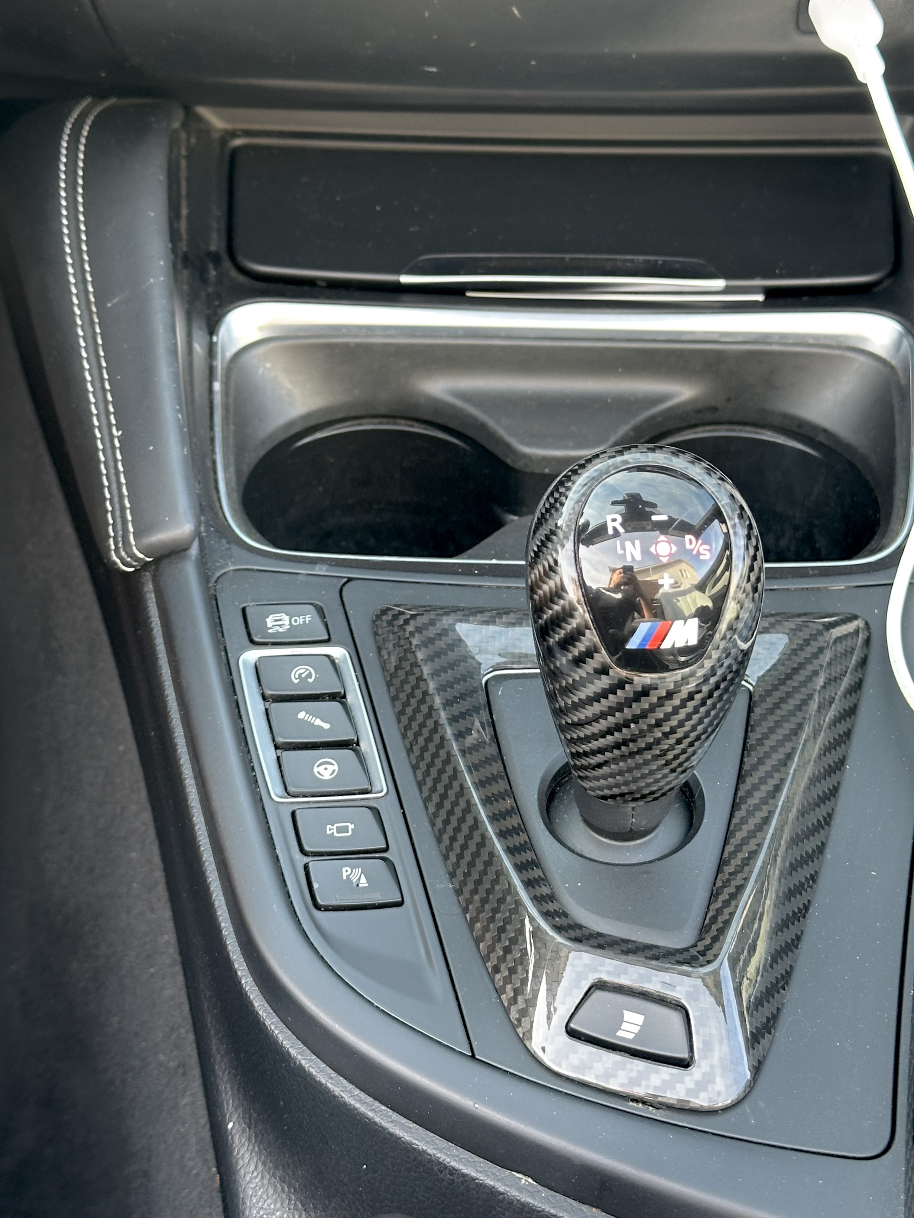 Used 2020 BMW M4 Convertible w/ Competition Package RWD image 15