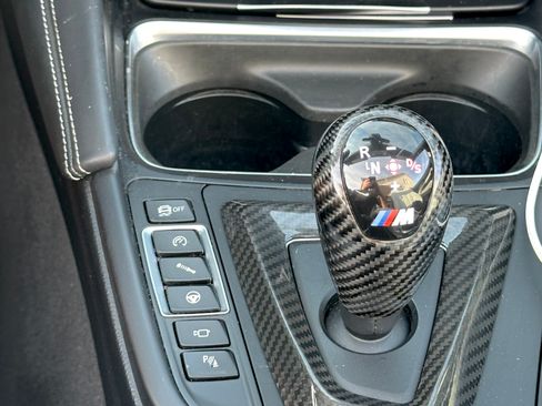 Used 2020 BMW M4 Convertible w/ Competition Package image 15