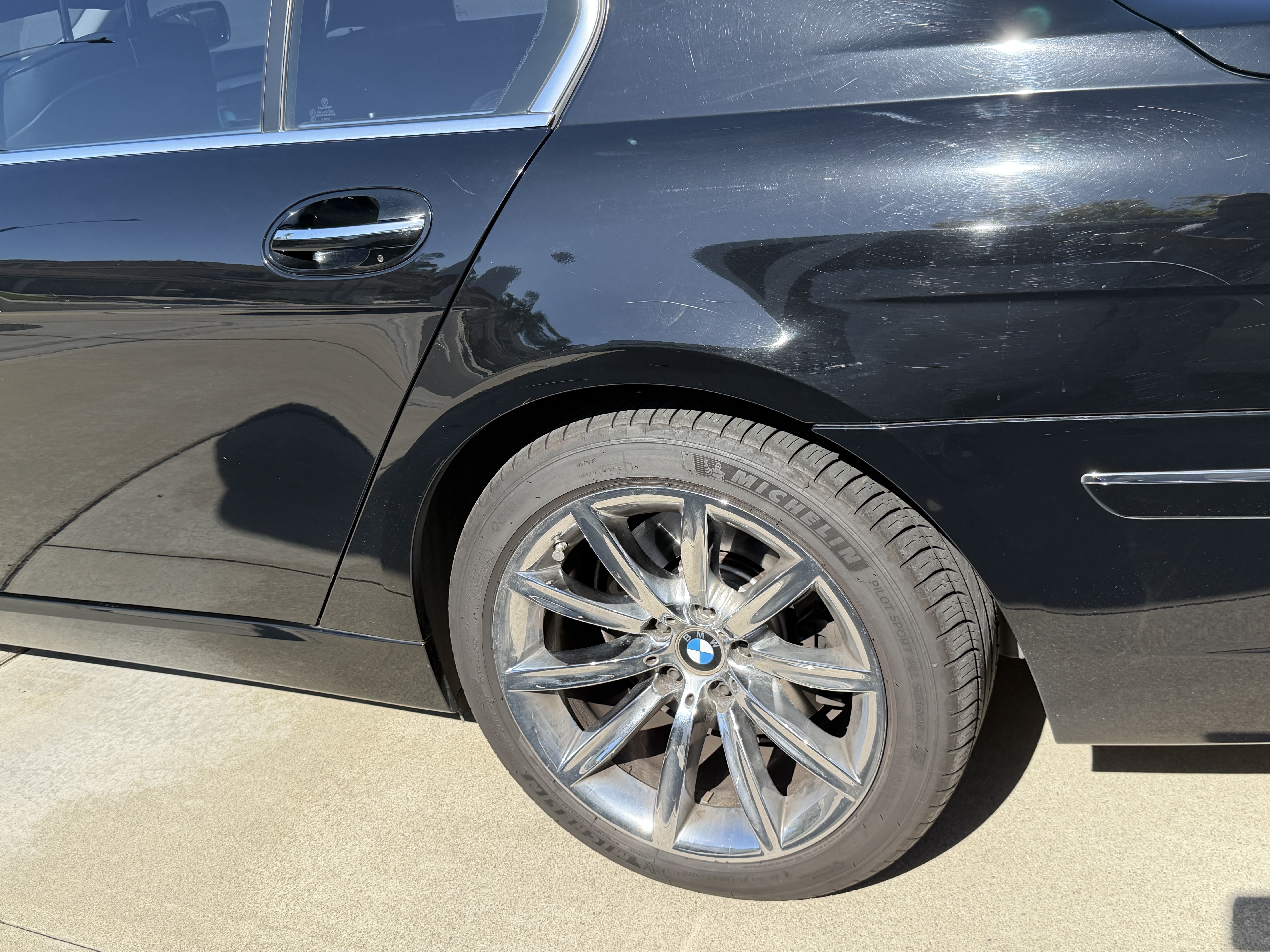 Used 2007 BMW 750Li RWD image 9