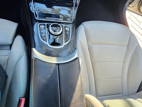 Used 2018 Mercedes-Benz C 300 Sedan image 23