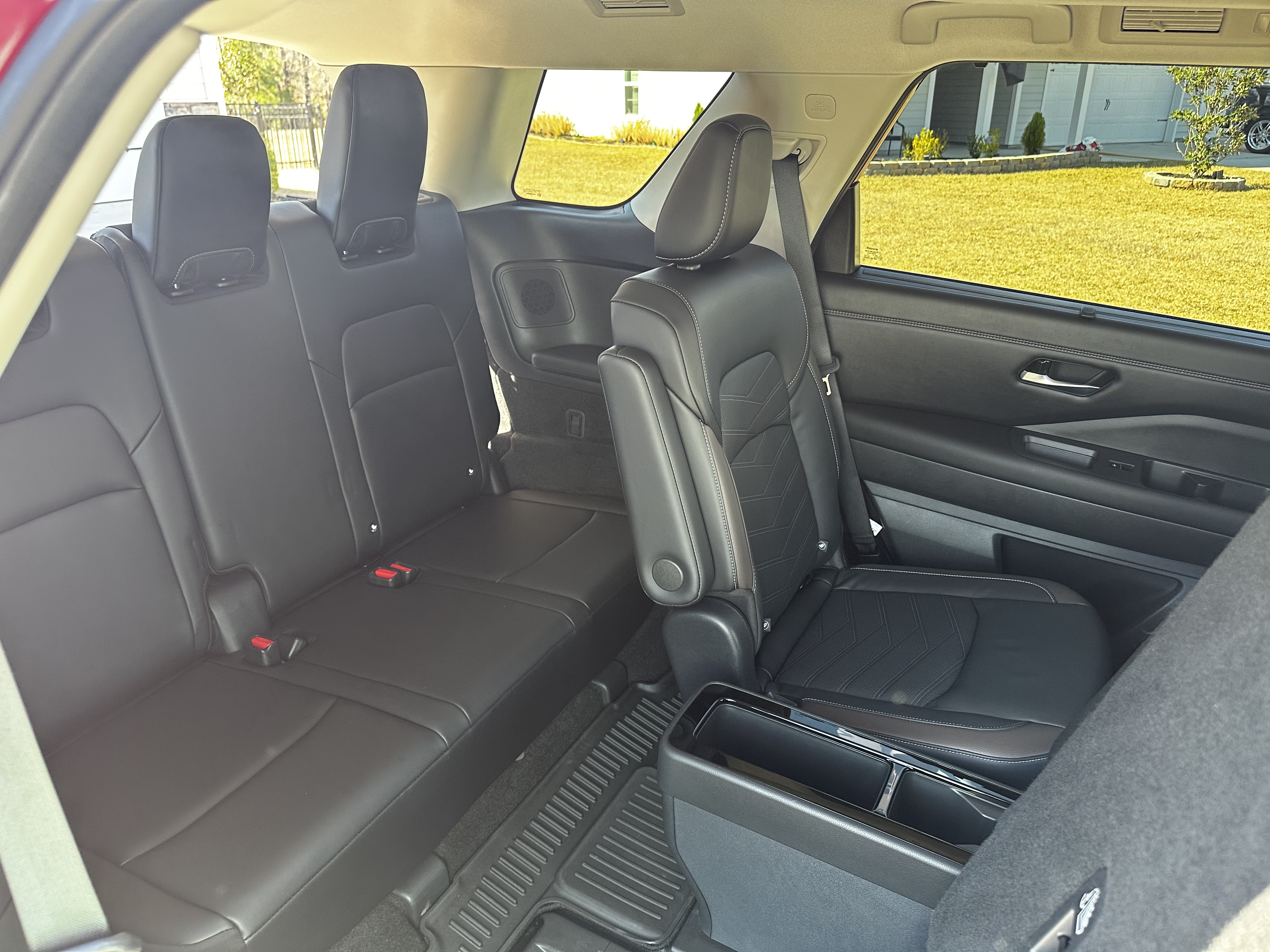 Used 2023 Nissan Pathfinder Platinum AWD/4WD image 14