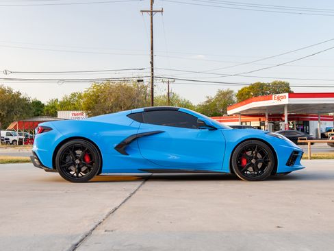 Used 2020 Chevrolet Corvette Stingray Premium Cpe w/ 3LT Preferred Equipment Group image 5