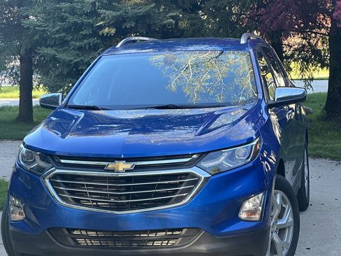 Used 2019 Chevrolet Equinox Premier AWD/4WD image 11
