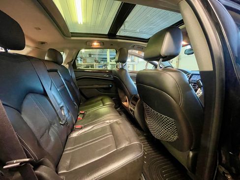 Used 2016 Cadillac SRX Luxury w/ Driver Awareness Package image 11