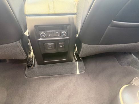 Used 2023 Chevrolet Traverse Premier w/ Redline Edition FWD image 18