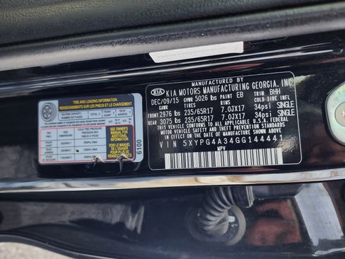 Used 2016 Kia Sorento LX image 15