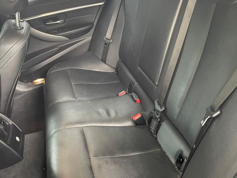 Used 2018 BMW 340i Sedan RWD image 13