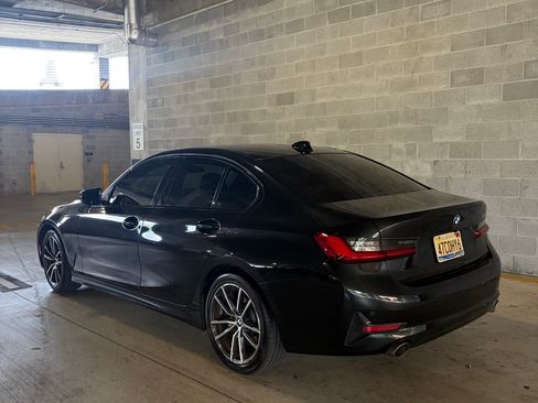 Used 2021 BMW 330i Sedan w/ Convenience Package RWD image 4