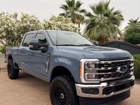 Used 2023 Ford F250 Lariat w/ Lariat Ultimate Package image 2