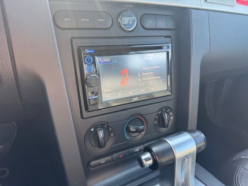 Used 2007 Ford Mustang GT Premium image 14