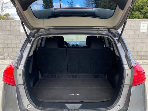 Used 2013 Nissan Rogue S image 12