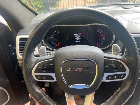 Used 2020 Jeep Grand Cherokee SRT image 8