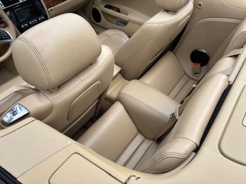 Used 2015 Jaguar XK Convertible image 11