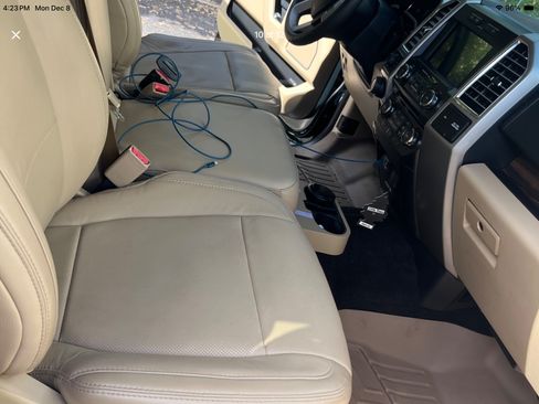 Used 2016 Ford F150 Lariat image 11