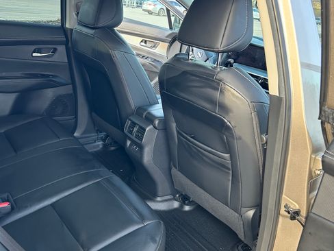 Used 2025 Nissan Murano SL image 10