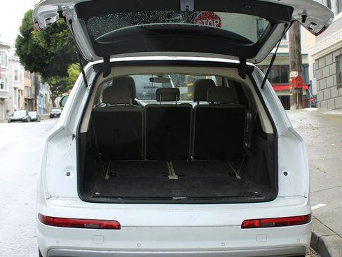 Used 2017 Audi Q7 3.0T Premium Plus image 13