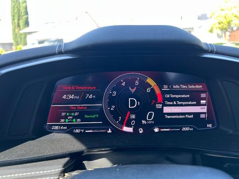 Used 2021 Chevrolet Corvette Stingray Coupe w/ Engine Appearance Package RWD image 6