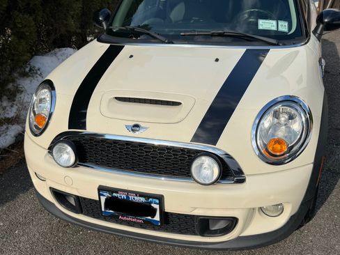 Used 2013 MINI Cooper S image 6