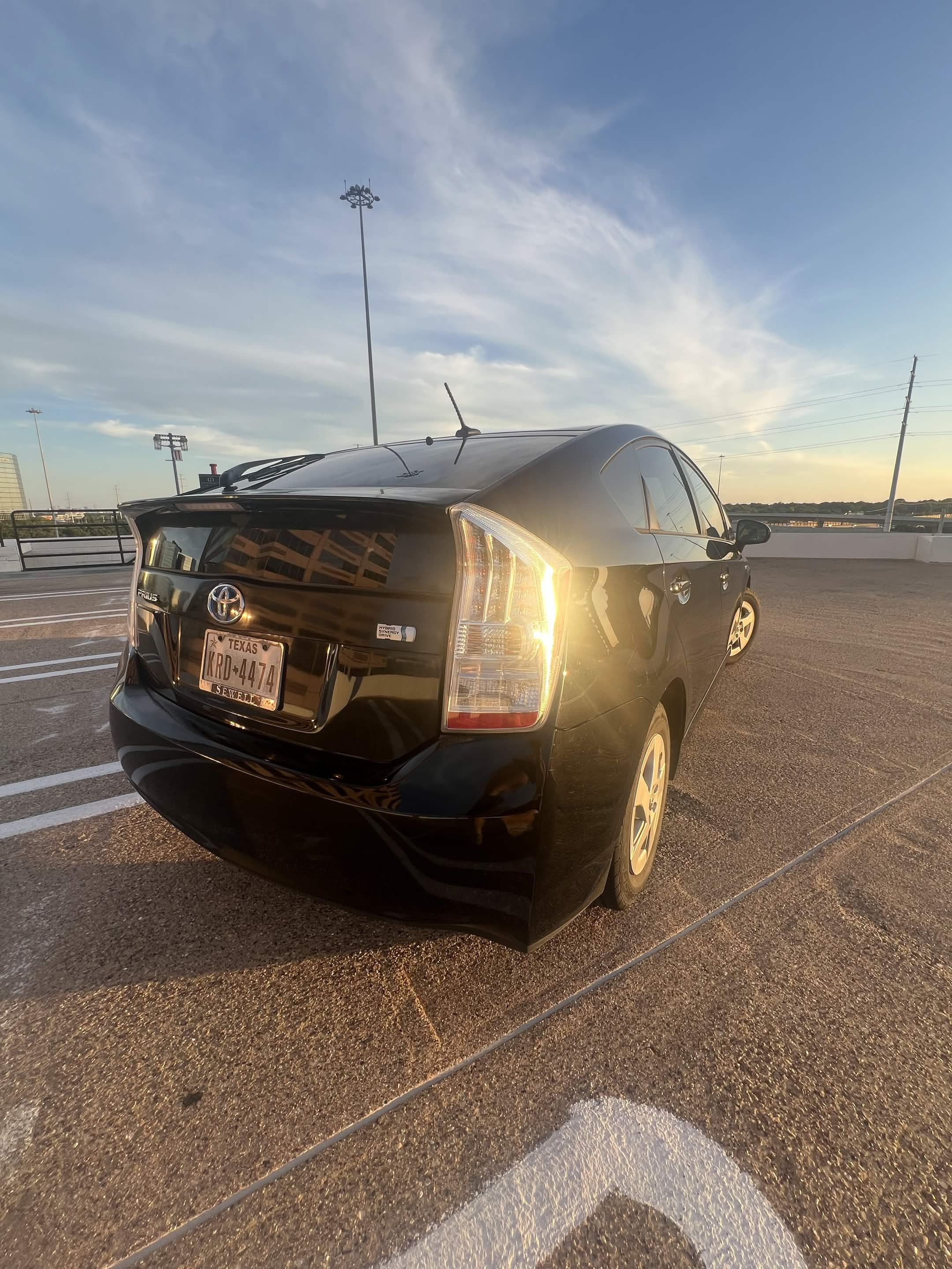 Used 2010 Toyota Prius Two FWD image 32