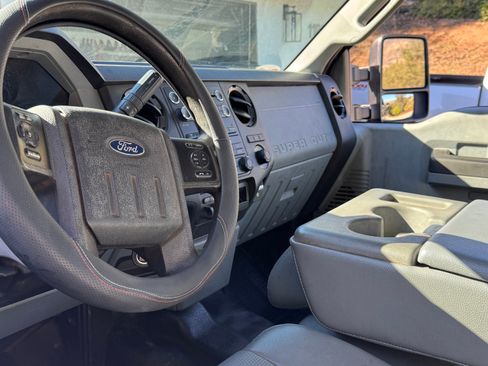 Used 2016 Ford F250 XL w/ XL Value Package image 9