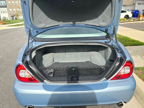 Used 2008 Jaguar XJ8 L image 11