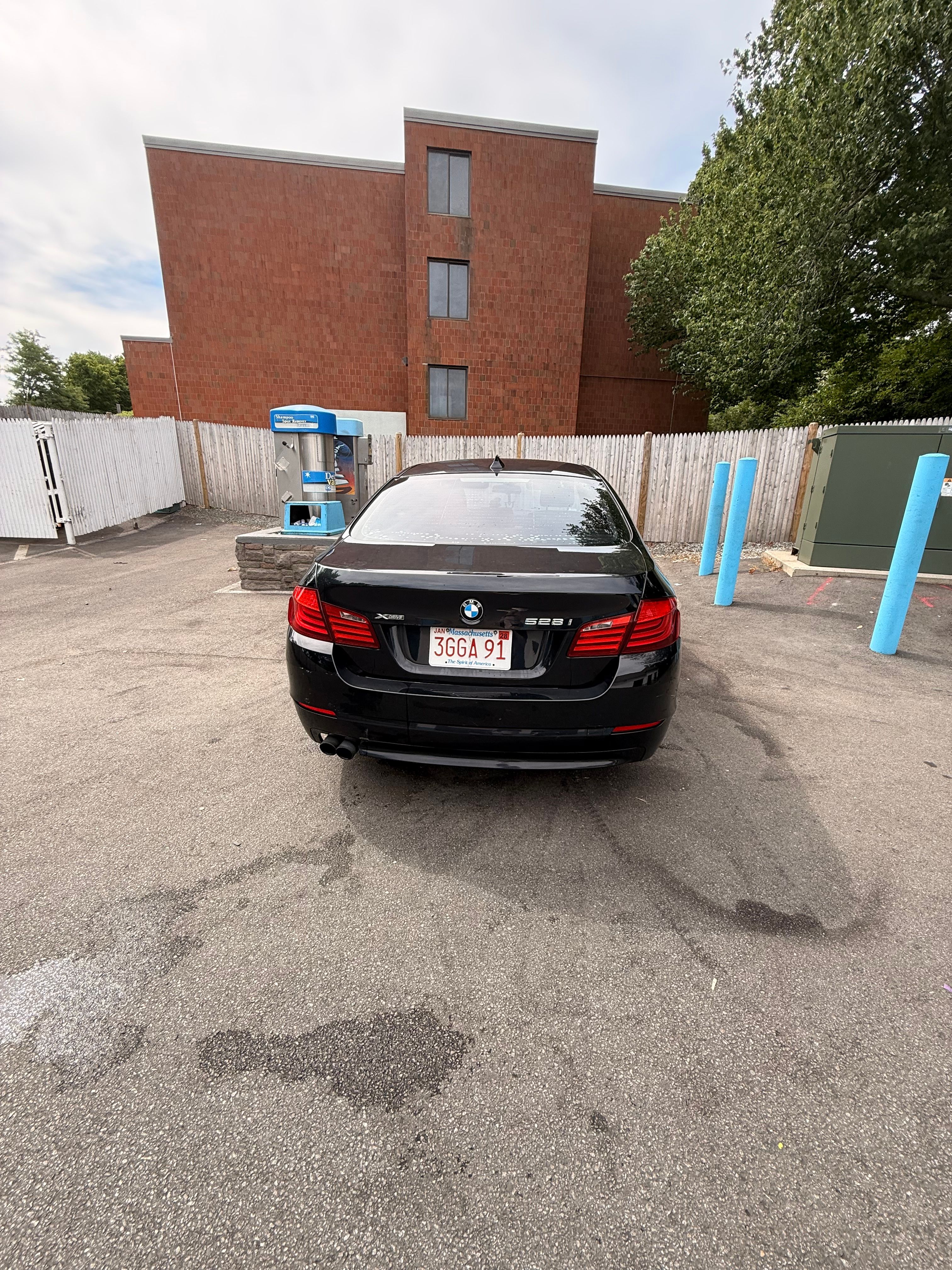 Used 2013 BMW 528i xDrive Sedan AWD/4WD image 5
