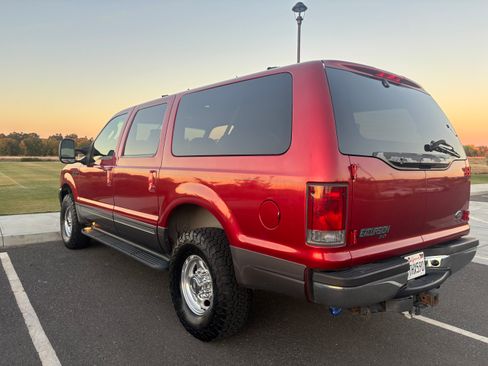 Used 2002 Ford Excursion XLT image 5