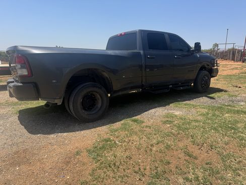 Used 2024 RAM 3500 Lone Star w/ Night Edition AWD/4WD image 6